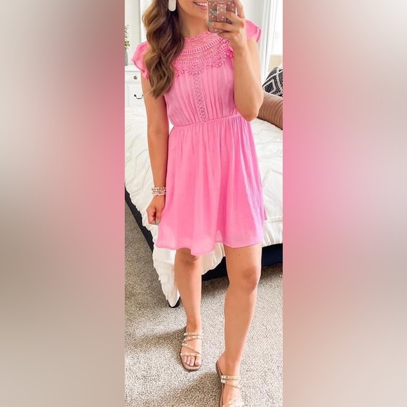 Dresses & Skirts - Pink Lace dress new with tags from my boutique